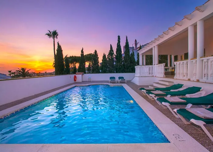 Sonya By Vintage Travel Villa